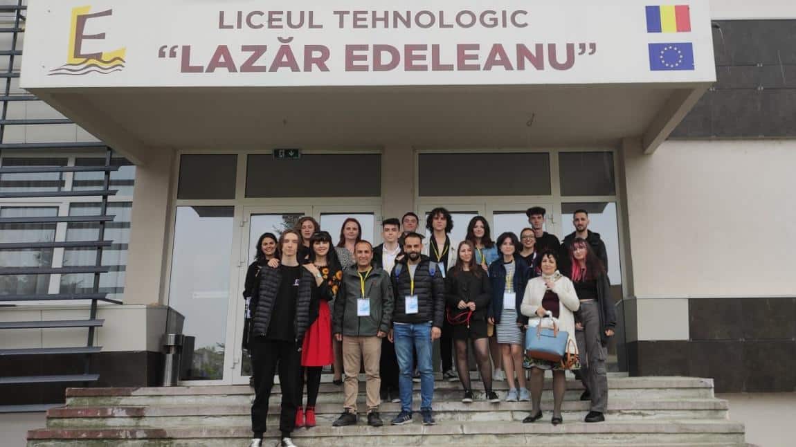 Okul Eğitimi Akreditasyon Projesi Kapsamında Romanya Öğrenci Grup Hareketliliği Gerçekleştirilmiştir.